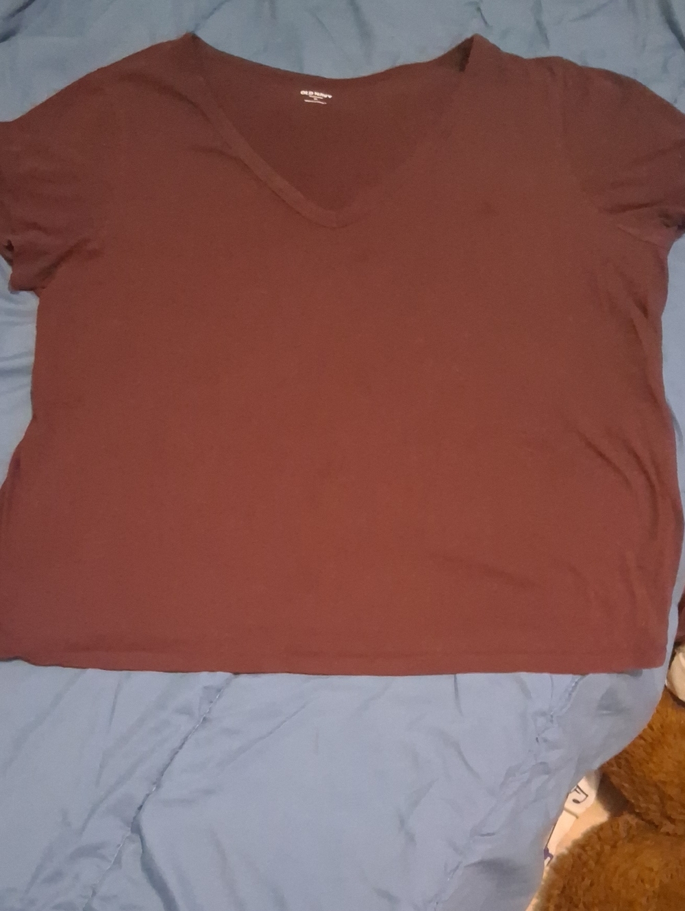 Old Navy Women's V-Neck Tee - Maroon/Burgundy